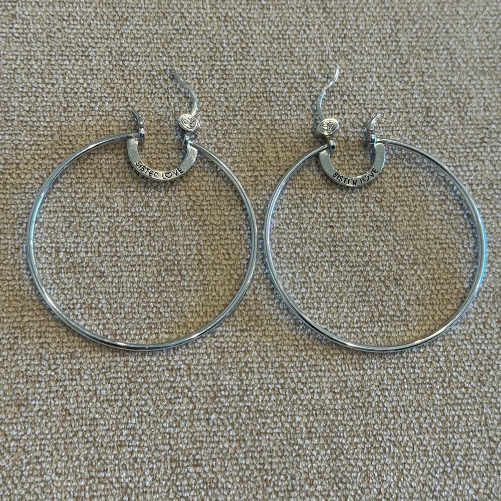 Simone I. Smith - Sister Love Princess Hoops Large Silver